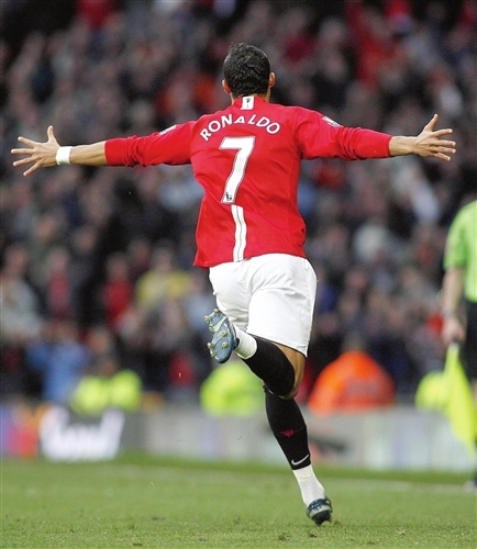 罗马里奥西甲巴西球员二选一：自己战胜大罗获胜.